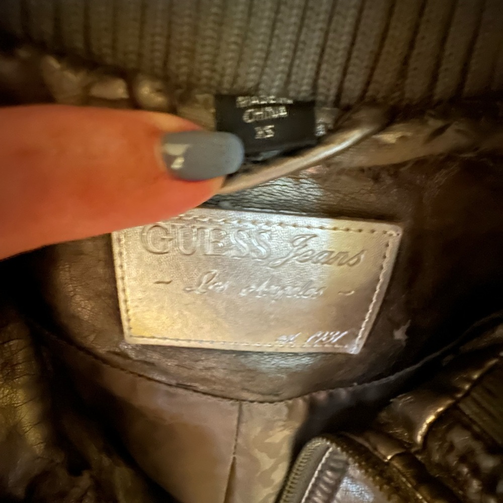 Guess jacket size XS - Picture 3 of 4